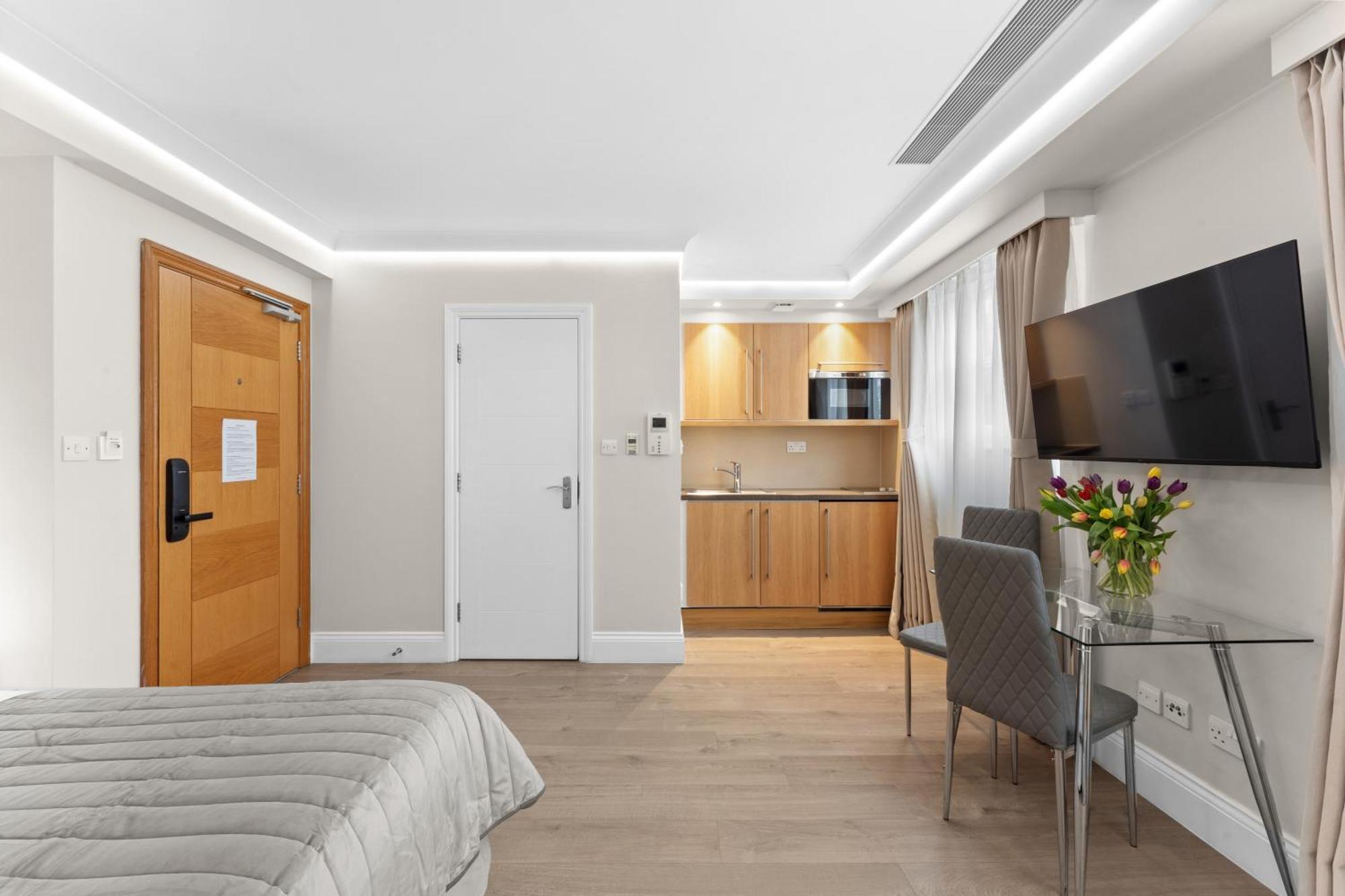 Cleveland Residences Russell Square London Exterior photo