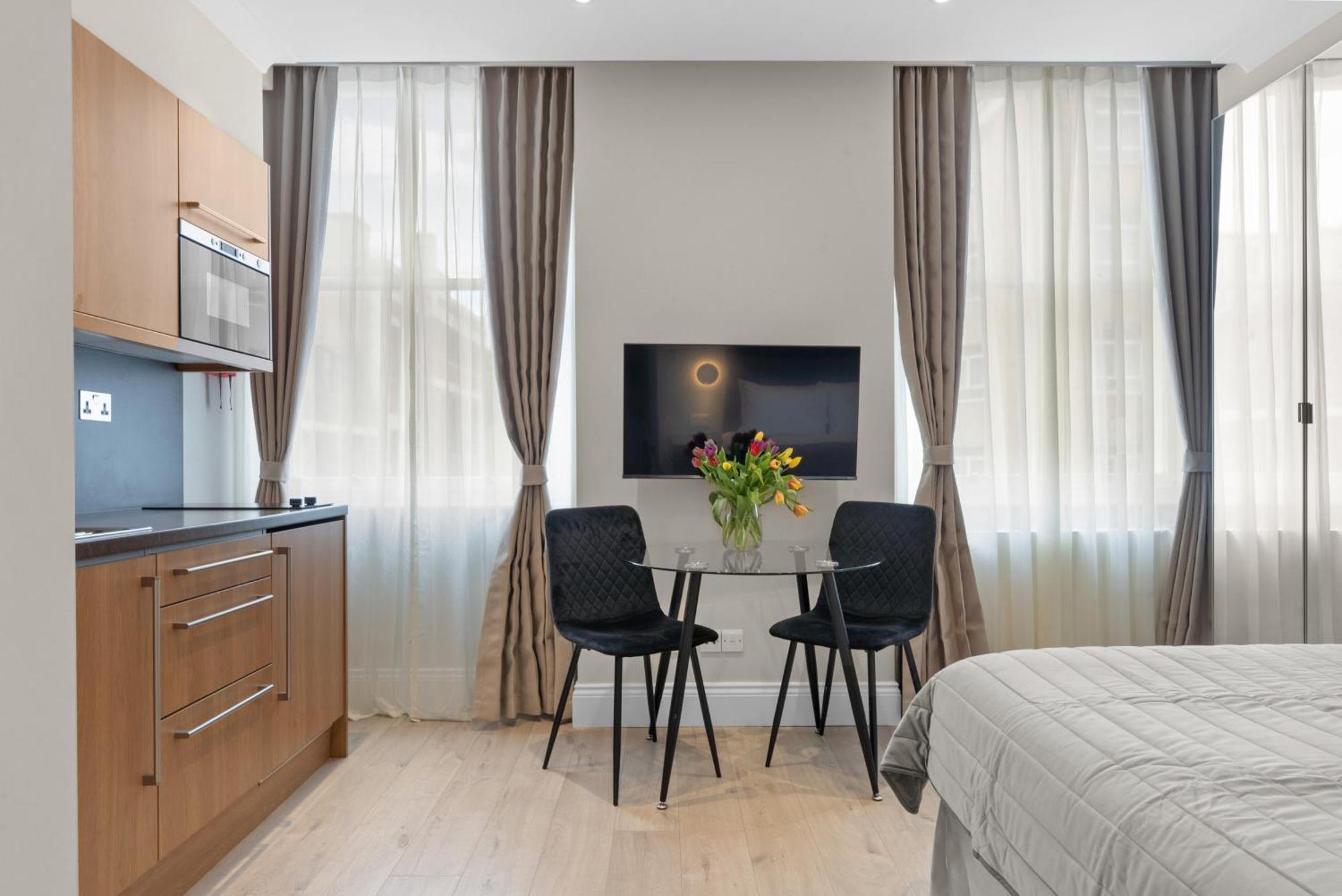 Cleveland Residences Russell Square London Exterior photo