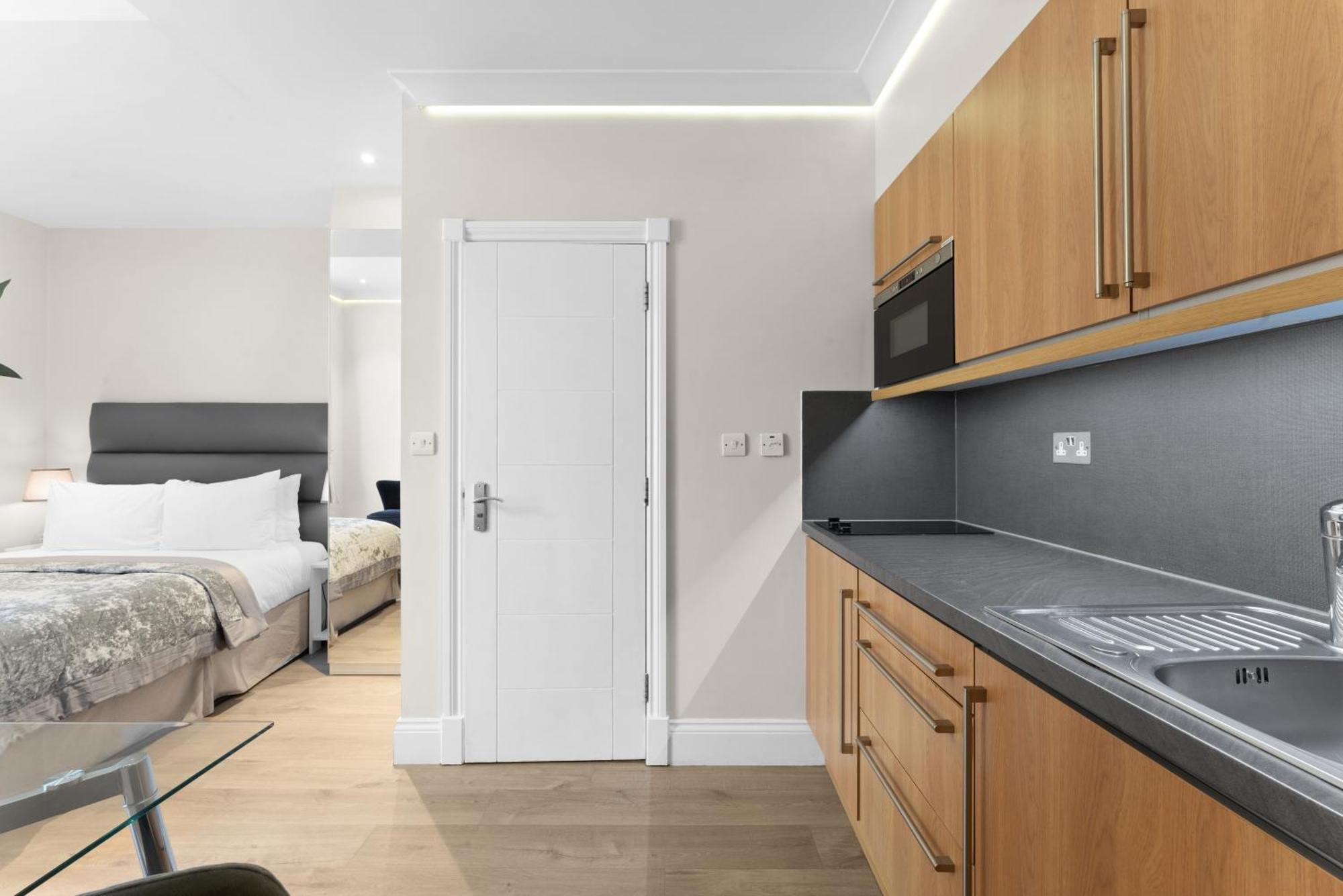 Cleveland Residences Russell Square London Exterior photo
