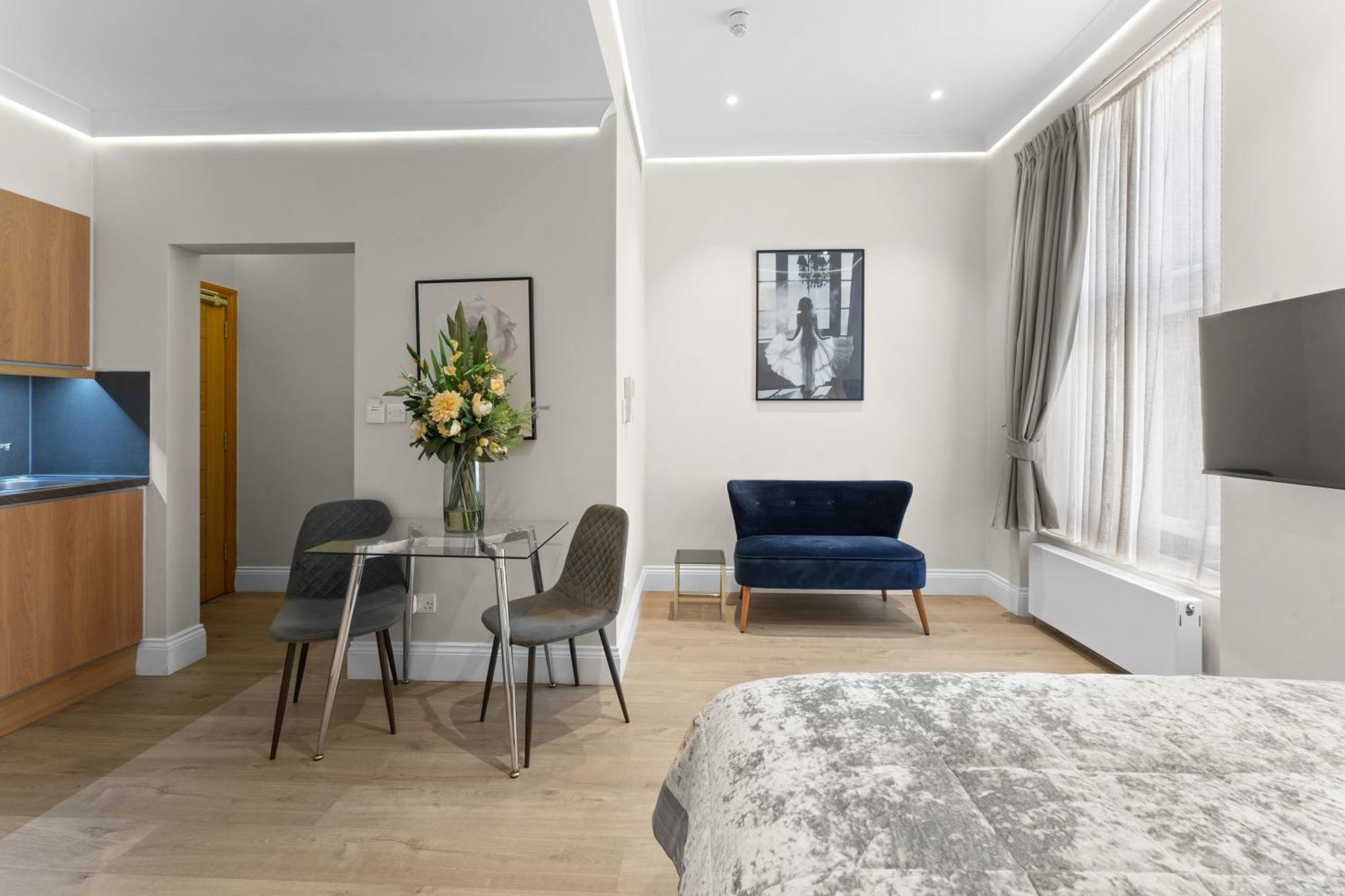 Cleveland Residences Russell Square London Exterior photo